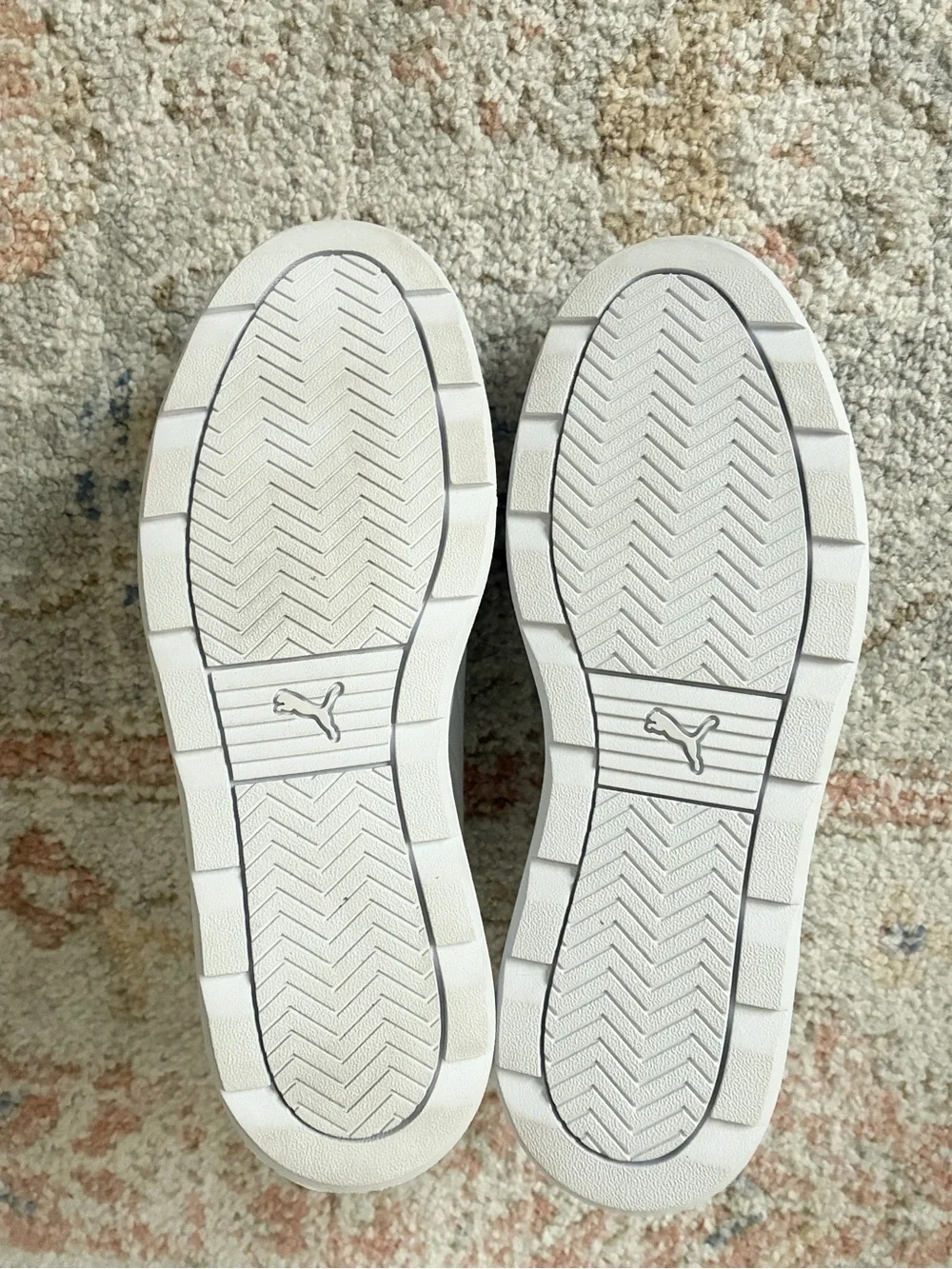 Y2K Style Puma Karmen White Chunky Platform Sneakers - US 7